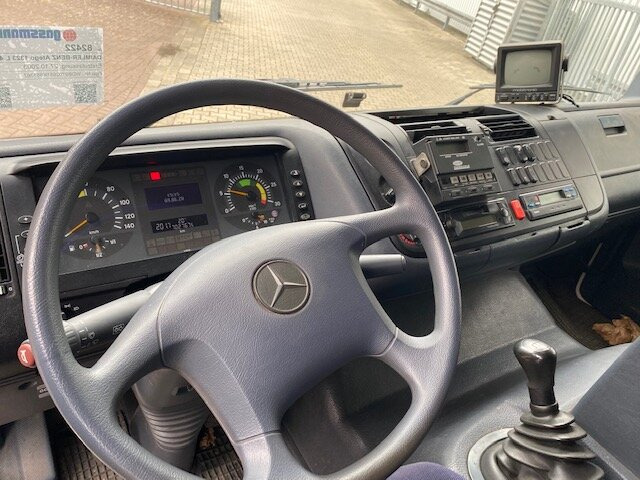 Mercedes-Benz Atego 1323 L 4x2 Atego 1323 L 4x2 Kühlkoffer, Carrier, Trennwand, LBW - Koelwagen vrachtwagen: afbeelding 5 Mercedes-Benz Atego 1323 L 4x2 Atego 1323 L 4x2 Kühlkoffer, Carrier, Trennwand, LBW - Koelwagen vrachtwagen: afbeelding 5