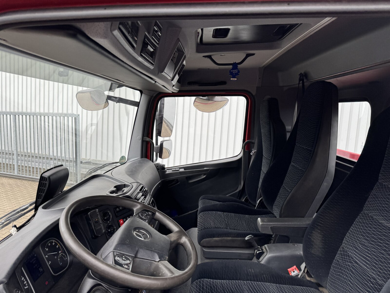 Mercedes-Benz Atego 1530 K 4x2 Atego 1530 K 4x2, 2x AHK - Kipper vrachtwagen: afbeelding 2 Mercedes-Benz Atego 1530 K 4x2 Atego 1530 K 4x2, 2x AHK - Kipper vrachtwagen: afbeelding 2