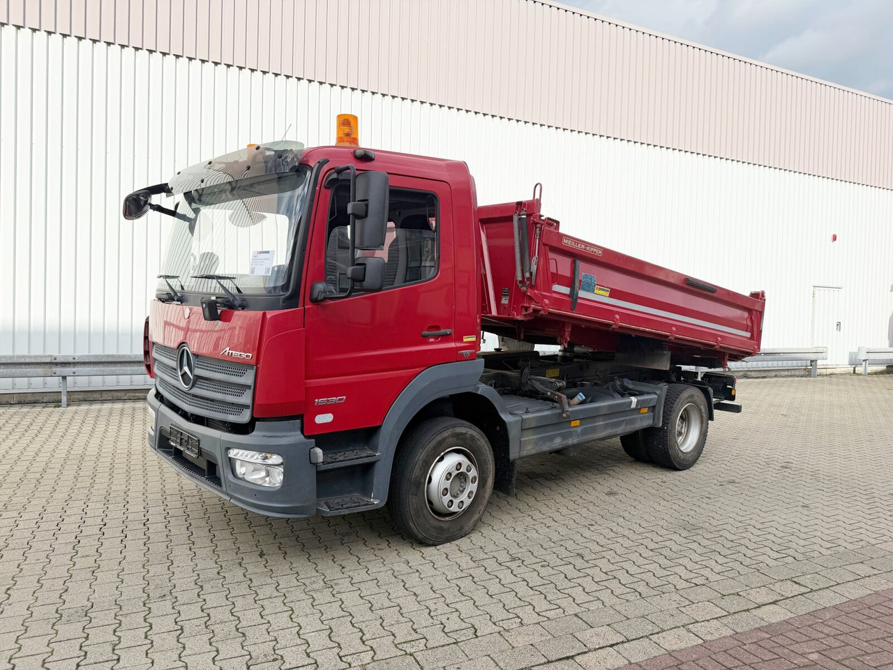 Mercedes-Benz Atego 1530 K 4x2 Atego 1530 K 4x2, 2x AHK - Kipper vrachtwagen: afbeelding 1 Mercedes-Benz Atego 1530 K 4x2 Atego 1530 K 4x2, 2x AHK - Kipper vrachtwagen: afbeelding 1