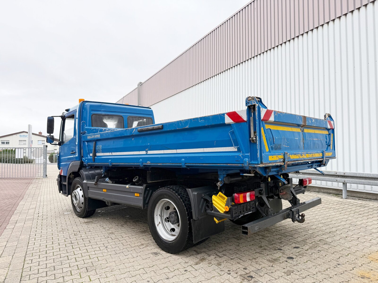Kipper vrachtwagen Mercedes-Benz Atego 1630 K 4x2 Atego 1630 K 4x2, Meiller 3-Seiten, 2 x AHK Öl: afbeelding 12 Kipper vrachtwagen Mercedes-Benz Atego 1630 K 4x2 Atego 1630 K 4x2, Meiller 3-Seiten, 2 x AHK Öl: afbeelding 12