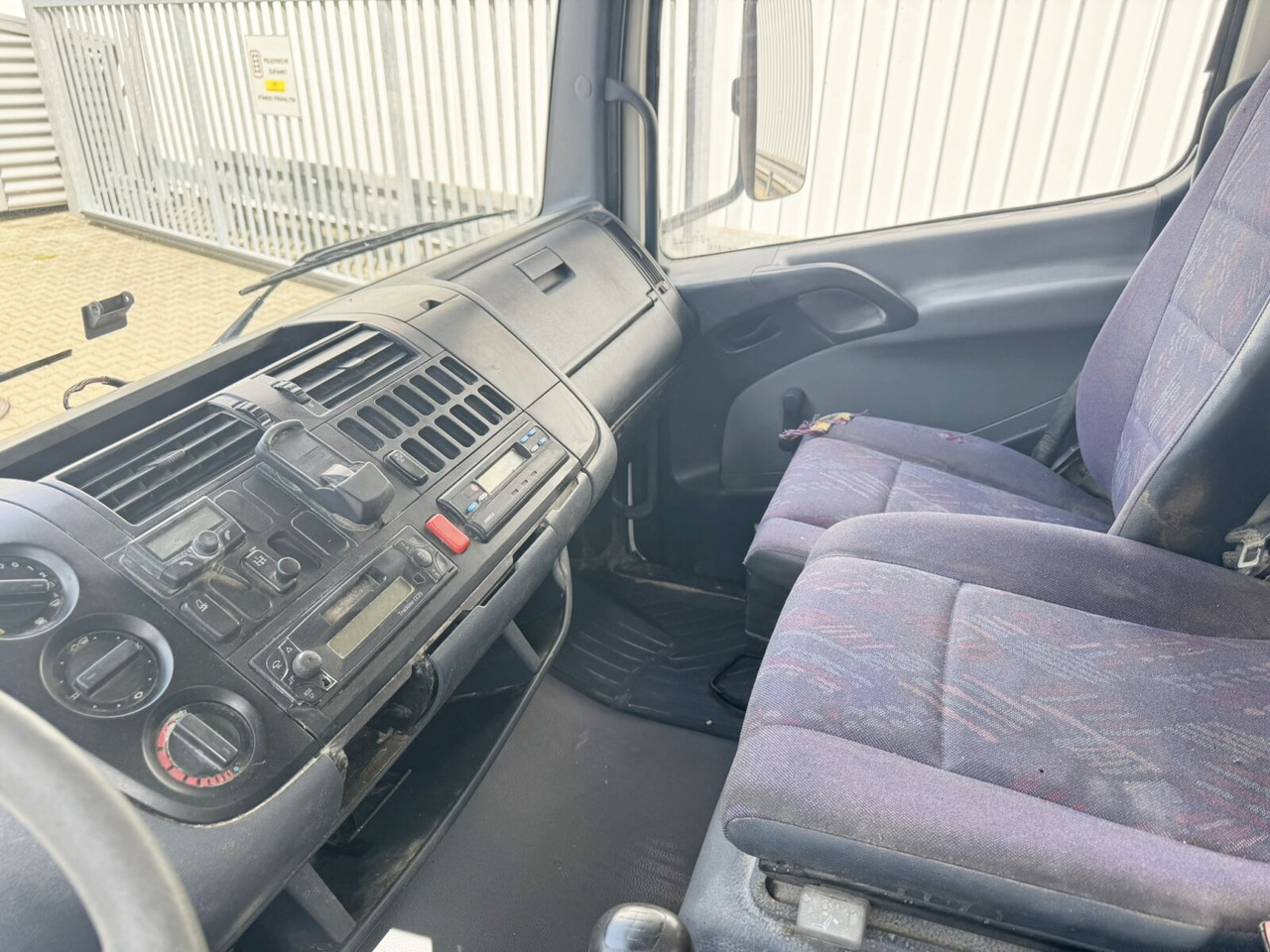 Mercedes-Benz Atego 815 K 4x2 Atego 815 K 4x2, 2 x AHK, Meiller - Kipper vrachtwagen: afbeelding 2 Mercedes-Benz Atego 815 K 4x2 Atego 815 K 4x2, 2 x AHK, Meiller - Kipper vrachtwagen: afbeelding 2