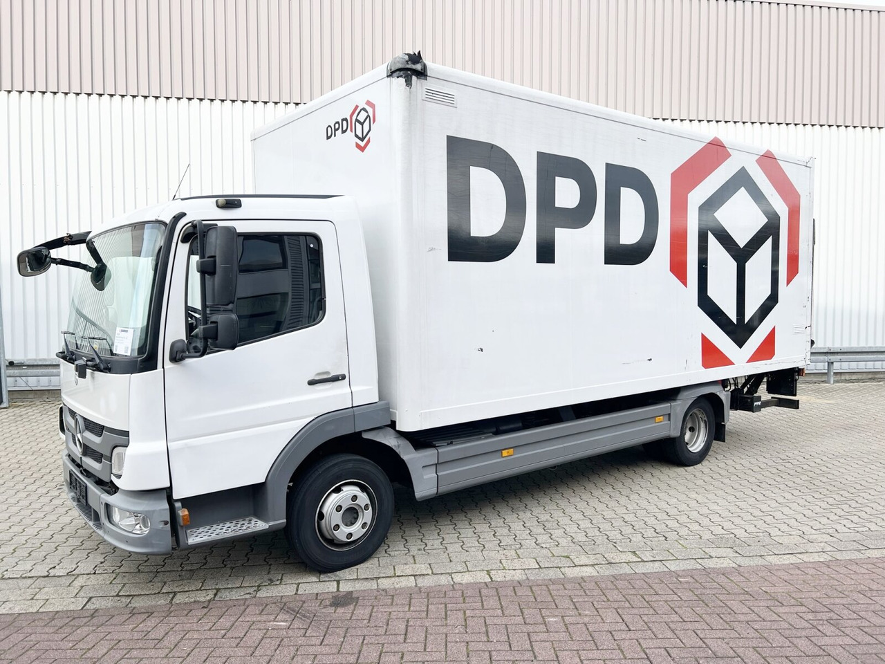 Mercedes-Benz Atego 816 L 4x2 Atego 816 L 4x2 mit LBW, 4x Vorhanden! - Bakwagen: afbeelding 1 Mercedes-Benz Atego 816 L 4x2 Atego 816 L 4x2 mit LBW, 4x Vorhanden! - Bakwagen: afbeelding 1