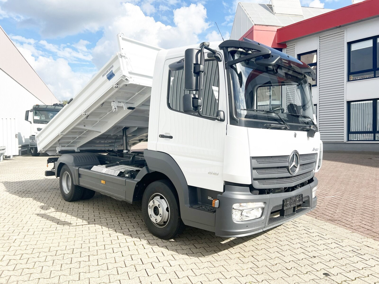 Leasing Mercedes-Benz Atego 818 K 4x2 Atego 818 K 4x2, 2x AHK, Meiller-Kipper, mehrfach Vorhanden! Mercedes-Benz Atego 818 K 4x2 Atego 818 K 4x2, 2x AHK, Meiller-Kipper, mehrfach Vorhanden!: afbeelding 6
