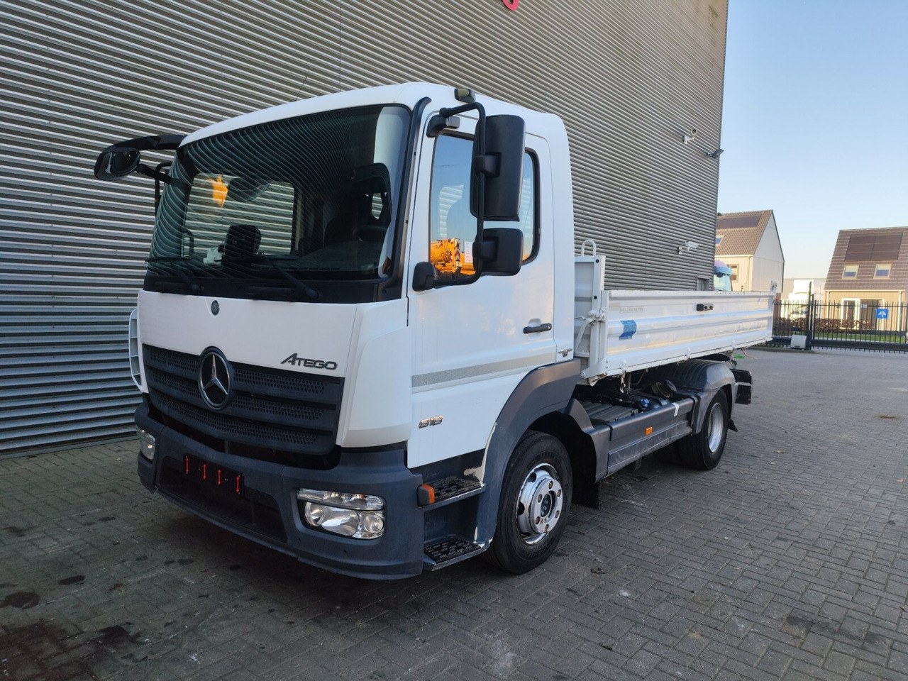 Mercedes-Benz Atego 818 K 4x2 Atego 818 K 4x2, Meiller-Kipper, - Kipper vrachtwagen: afbeelding 1 Mercedes-Benz Atego 818 K 4x2 Atego 818 K 4x2, Meiller-Kipper, - Kipper vrachtwagen: afbeelding 1