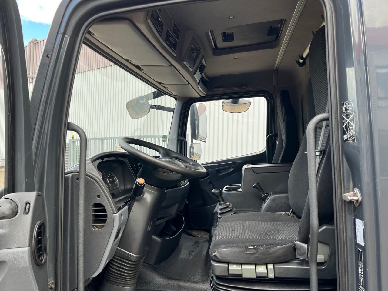 Mercedes-Benz Atego 818 L 4x2 Atego 818 L 4x2 mit MBB LBW, 4x Vorhanden! - Bakwagen: afbeelding 2 Mercedes-Benz Atego 818 L 4x2 Atego 818 L 4x2 mit MBB LBW, 4x Vorhanden! - Bakwagen: afbeelding 2