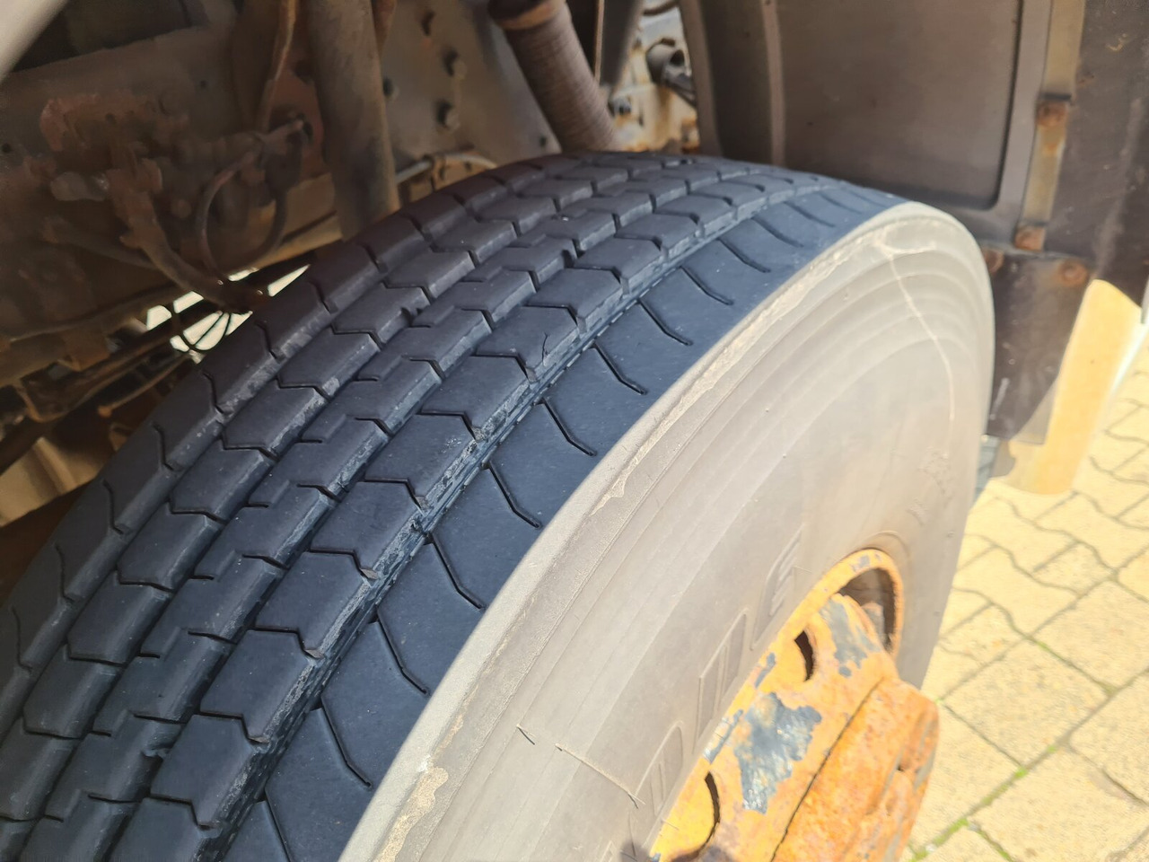 Chassis vrachtwagen Mercedes-Benz NG 1928 A 4x4 NG 1928 A 4x4, V8-Motor, Standklima, Winterdienstaustattung: afbeelding 9