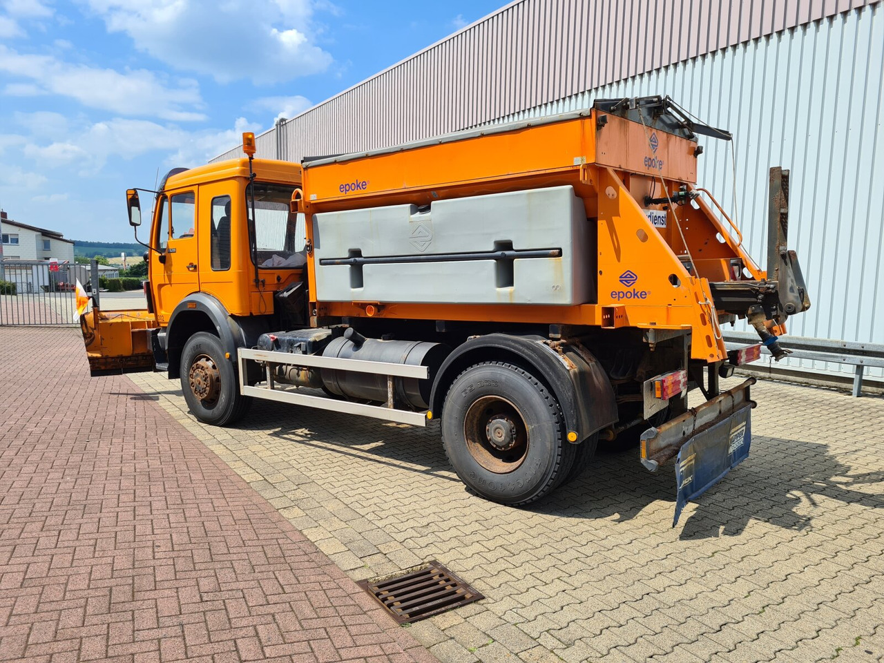 Chassis vrachtwagen Mercedes-Benz NG 1928 A 4x4 NG 1928 A 4x4, V8-Motor, Standklima, Winterdienstaustattung: afbeelding 6