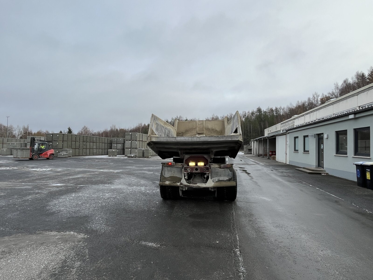 Mercedes-Benz NG 2628 K 6x4 NG 2628 K 6x4, V8, MEILLER Stahlmulde ca. 10³ - Kiepwagen: afbeelding 5 Mercedes-Benz NG 2628 K 6x4 NG 2628 K 6x4, V8, MEILLER Stahlmulde ca. 10³ - Kiepwagen: afbeelding 5