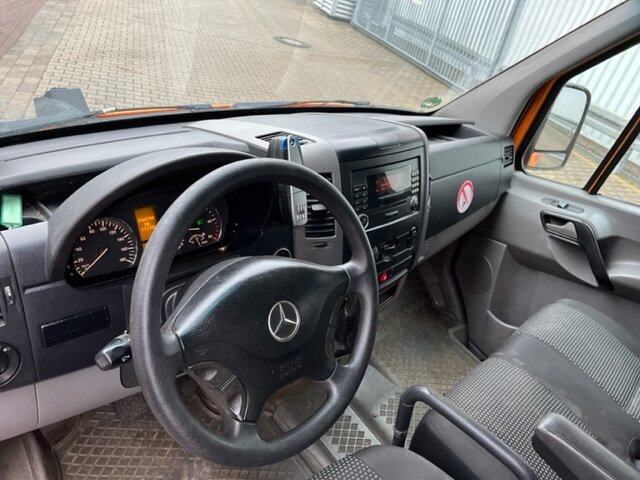 Mercedes-Benz Sprinter 515 CDI 4x2 Sprinter 515 CDI 4x2 - Gesloten bestelwagen: afbeelding 4 Mercedes-Benz Sprinter 515 CDI 4x2 Sprinter 515 CDI 4x2 - Gesloten bestelwagen: afbeelding 4
