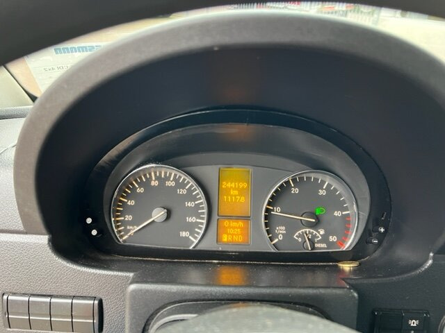 Mercedes-Benz Sprinter 515 CDI 4x2 Sprinter 515 CDI 4x2 - Gesloten bestelwagen: afbeelding 5 Mercedes-Benz Sprinter 515 CDI 4x2 Sprinter 515 CDI 4x2 - Gesloten bestelwagen: afbeelding 5