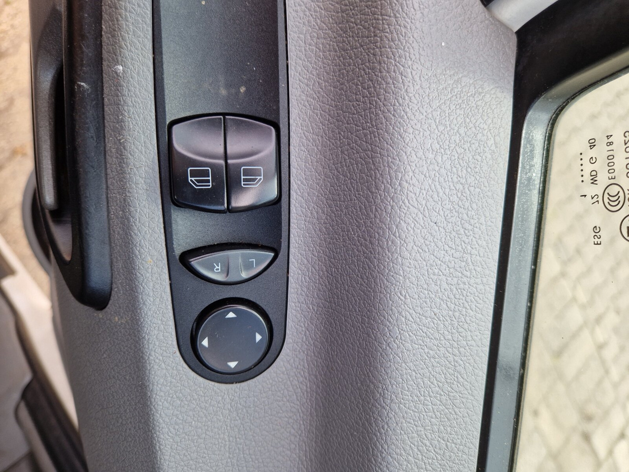 Leasing Mercedes-Benz Sprinter 516 CDI 4x2 Sprinter 516 CDI 4x2, Rettungswagen Mercedes-Benz Sprinter 516 CDI 4x2 Sprinter 516 CDI 4x2, Rettungswagen: afbeelding 13