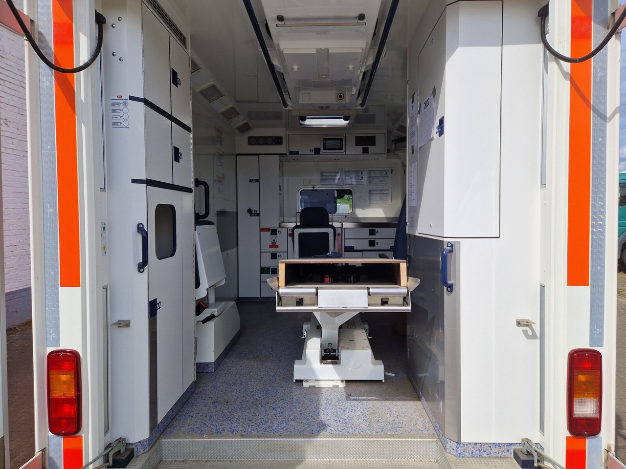 Leasing Mercedes-Benz Sprinter 516 CDI 4x2 Sprinter 516 CDI 4x2, Rettungswagen Mercedes-Benz Sprinter 516 CDI 4x2 Sprinter 516 CDI 4x2, Rettungswagen: afbeelding 7