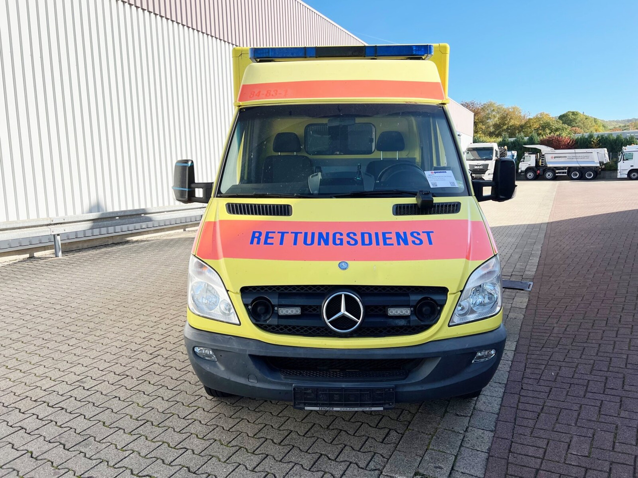 Mercedes-Benz Sprinter 516 CDI 4x4 Sprinter 516 CDI 4x4, Rettungswagen - Gesloten bestelwagen: afbeelding 4 Mercedes-Benz Sprinter 516 CDI 4x4 Sprinter 516 CDI 4x4, Rettungswagen - Gesloten bestelwagen: afbeelding 4
