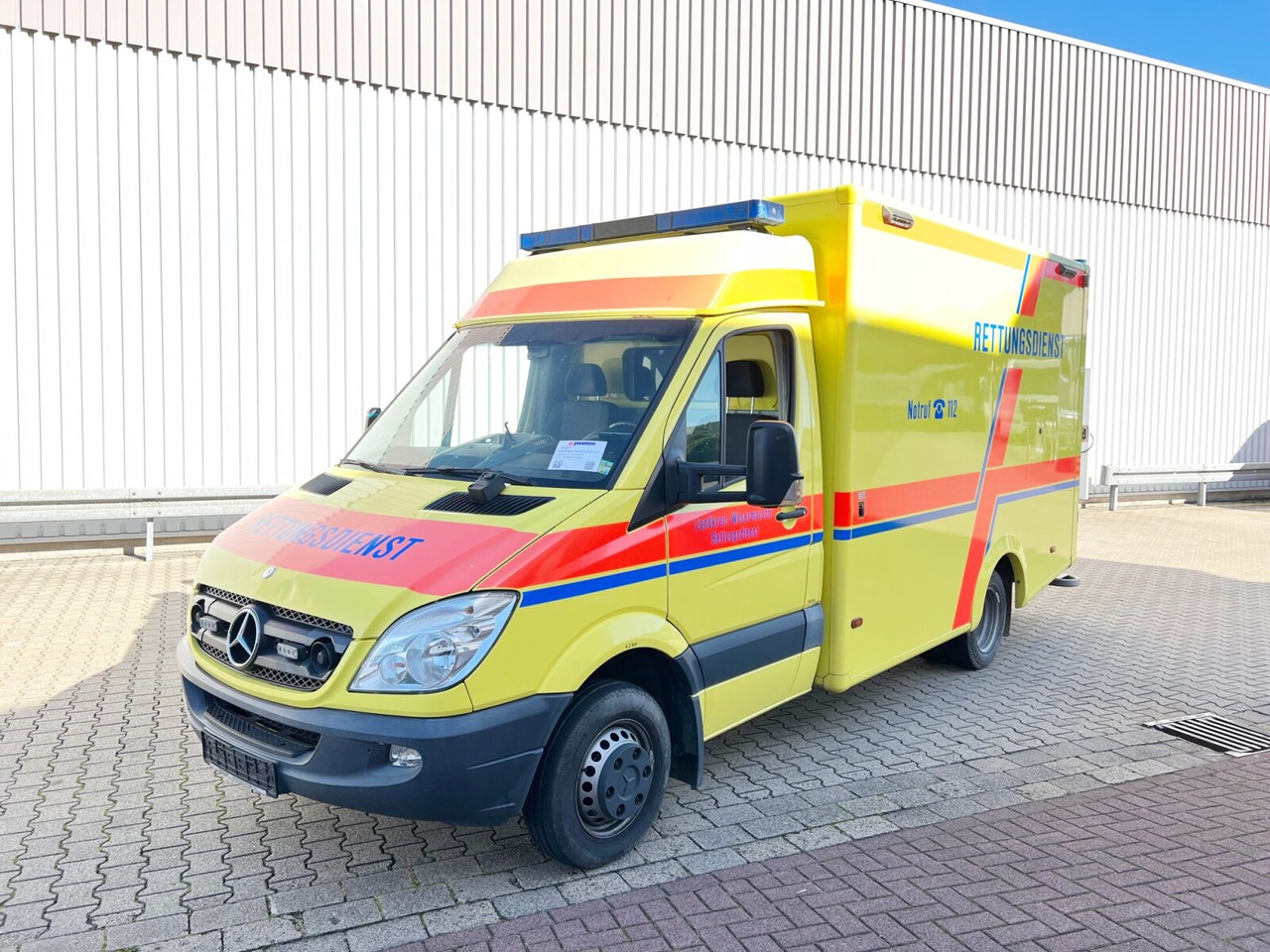 Mercedes-Benz Sprinter 516 CDI 4x4 Sprinter 516 CDI 4x4, Rettungswagen - Gesloten bestelwagen: afbeelding 3 Mercedes-Benz Sprinter 516 CDI 4x4 Sprinter 516 CDI 4x4, Rettungswagen - Gesloten bestelwagen: afbeelding 3