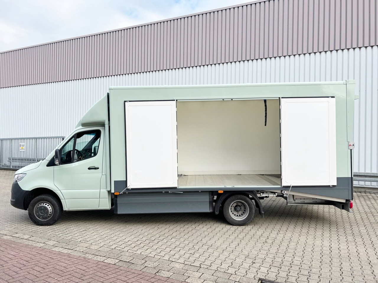 Mercedes-Benz Sprinter 516 FG 4x2 Sprinter 516 FG 4x2, MBUX, Autotransporter Comear - Gesloten bestelwagen: afbeelding 2 Mercedes-Benz Sprinter 516 FG 4x2 Sprinter 516 FG 4x2, MBUX, Autotransporter Comear - Gesloten bestelwagen: afbeelding 2