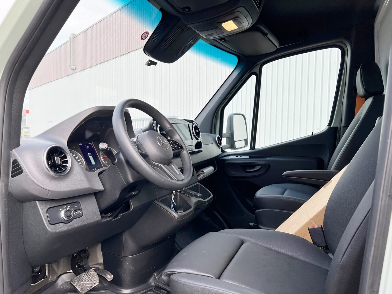 Mercedes-Benz Sprinter 516 FG 4x2 Sprinter 516 FG 4x2, MBUX, Autotransporter Comear - Gesloten bestelwagen: afbeelding 5 Mercedes-Benz Sprinter 516 FG 4x2 Sprinter 516 FG 4x2, MBUX, Autotransporter Comear - Gesloten bestelwagen: afbeelding 5