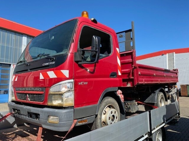 Leasing Mitsubishi Canter Fuso 7C15D 4x2 Canter Fuso 7C15D 4x2, Wasserschaden! Mitsubishi Canter Fuso 7C15D 4x2 Canter Fuso 7C15D 4x2, Wasserschaden!: afbeelding 6