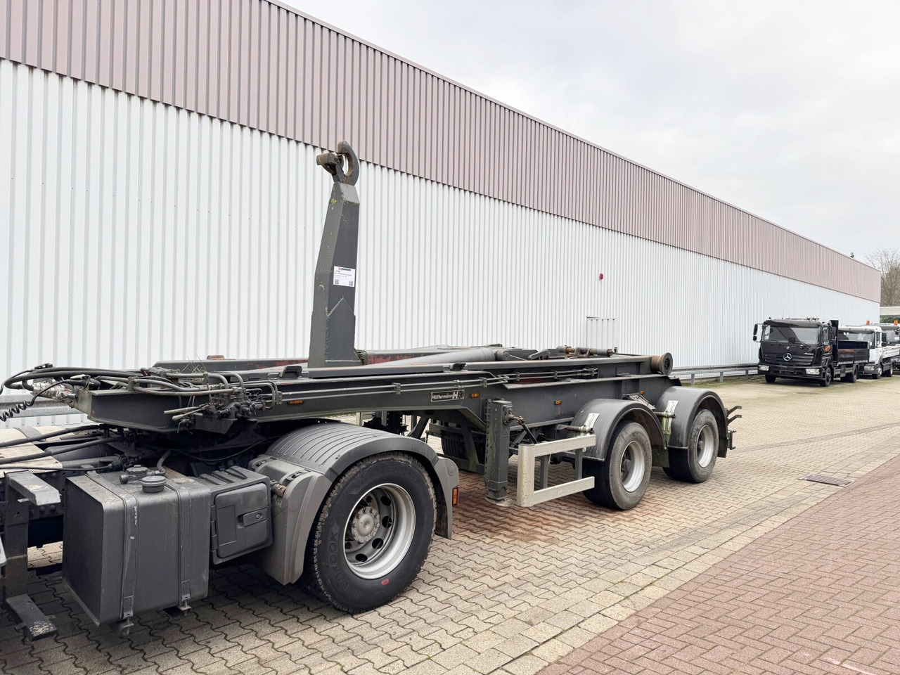 HLS 30.70 Hakenliftauflieger HLS 30.70 Hakenliftauflieger - Oplegger: afbeelding 5 HLS 30.70 Hakenliftauflieger HLS 30.70 Hakenliftauflieger - Oplegger: afbeelding 5