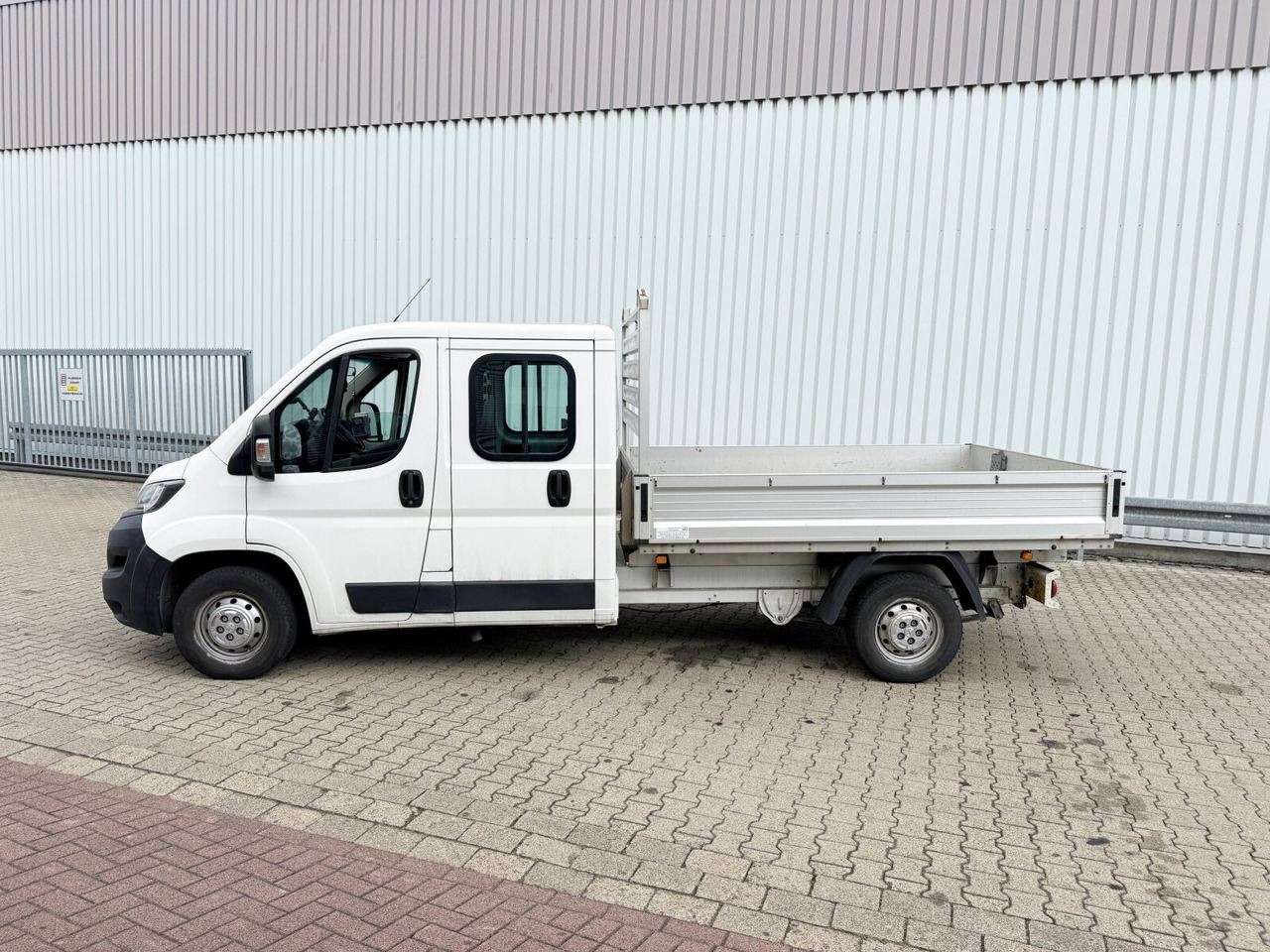 Leasing Peugeot Boxer 4x2 Doka Boxer 4x2 Doka Peugeot Boxer 4x2 Doka Boxer 4x2 Doka: afbeelding 13