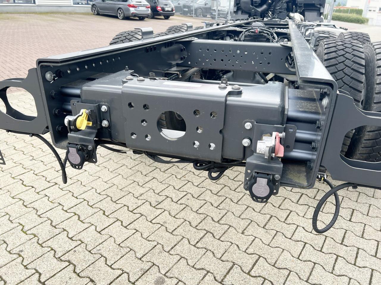 Renault C 480 8x4 C 480 8x4 - Chassis vrachtwagen: afbeelding 3 Renault C 480 8x4 C 480 8x4 - Chassis vrachtwagen: afbeelding 3
