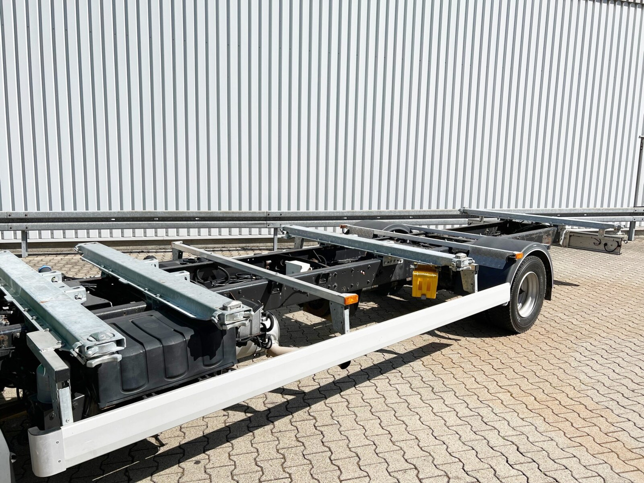 Chassis vrachtwagen Renault Midlum 220.12 4x2 Midlum 220.12 4x2, BDF verschiedene Größen: afbeelding 14