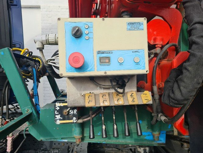 SCHELLING 504 H 22 SCHELLING 504 H 22 mit Kran Ferrari 708, 7m/t - Open bak met boorden oplegger: afbeelding 5 SCHELLING 504 H 22 SCHELLING 504 H 22 mit Kran Ferrari 708, 7m/t - Open bak met boorden oplegger: afbeelding 5