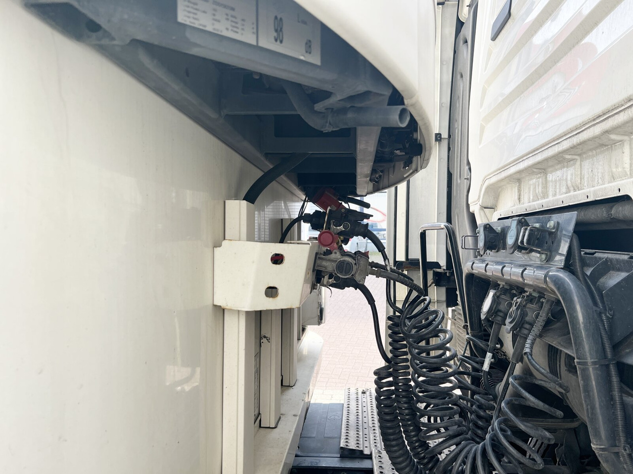 Schmitz Cargobull SKO 24/L-13.4 FP 45 SKO 24/L-13.4 FP 45, Mega, Doppelsock - Koelwagen oplegger: afbeelding 4 Schmitz Cargobull SKO 24/L-13.4 FP 45 SKO 24/L-13.4 FP 45, Mega, Doppelsock - Koelwagen oplegger: afbeelding 4