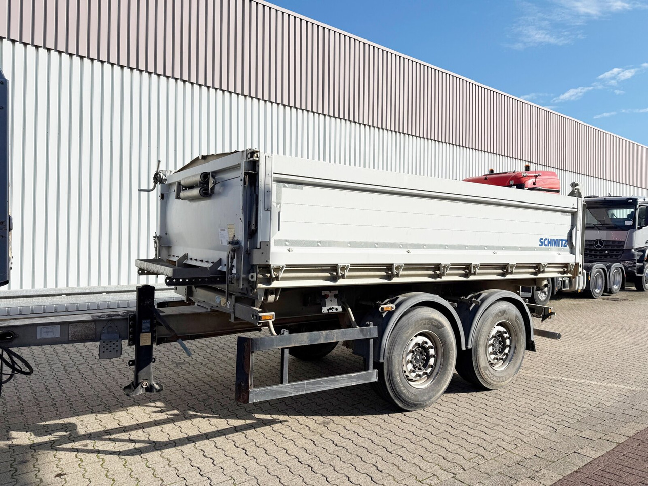 Schmitz Cargobull ZKI 18-4.9 ZKI 18-4.9, Alu-Bordwände, ca. 10m³ - Kipper aanhangwagen: afbeelding 4 Schmitz Cargobull ZKI 18-4.9 ZKI 18-4.9, Alu-Bordwände, ca. 10m³ - Kipper aanhangwagen: afbeelding 4