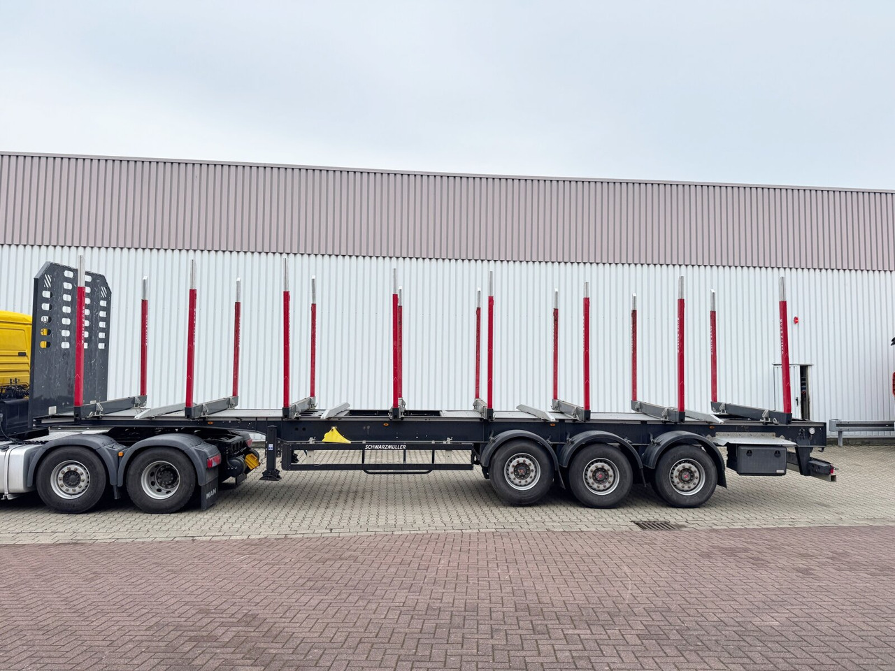 Schwarzmüller 3-Achs Holzauflieger 3-Achs Holzauflieger, Liftachse, MEHRFACH VORHANDEN! - Houtoplegger: afbeelding 4 Schwarzmüller 3-Achs Holzauflieger 3-Achs Holzauflieger, Liftachse, MEHRFACH VORHANDEN! - Houtoplegger: afbeelding 4