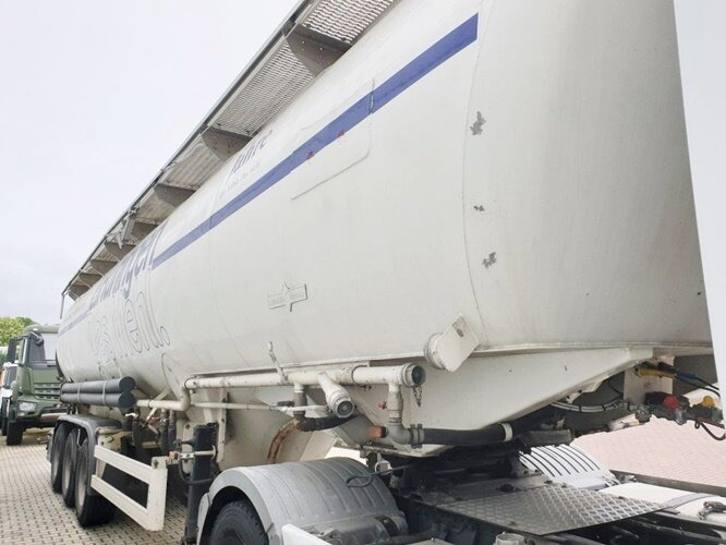 Bulkoplegger Spitzer SF 2455/4 UN PM SF 2455/4 UN PM Siloaufliger ca. 55m³: afbeelding 12 Bulkoplegger Spitzer SF 2455/4 UN PM SF 2455/4 UN PM Siloaufliger ca. 55m³: afbeelding 12