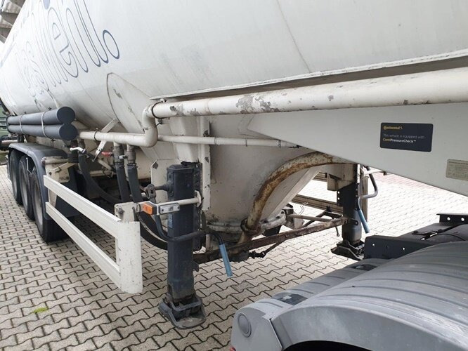 Bulkoplegger Spitzer SF 2455/4 UN PM SF 2455/4 UN PM Siloaufliger ca. 55m³: afbeelding 13 Bulkoplegger Spitzer SF 2455/4 UN PM SF 2455/4 UN PM Siloaufliger ca. 55m³: afbeelding 13