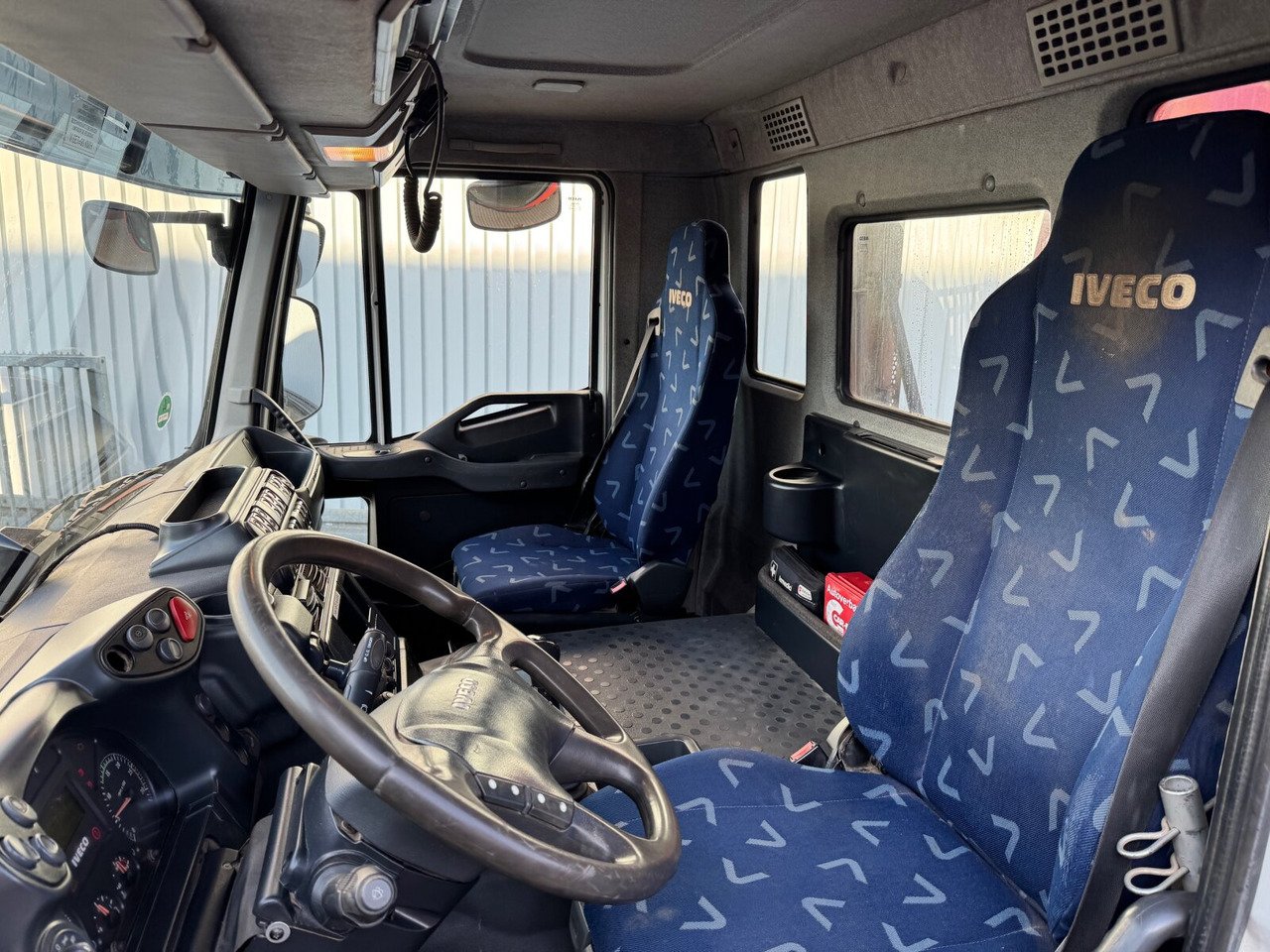 Trakker AD260T36W 6x6 Trakker AD260T36W 6x6 - Kipper vrachtwagen: afbeelding 2 Trakker AD260T36W 6x6 Trakker AD260T36W 6x6 - Kipper vrachtwagen: afbeelding 2