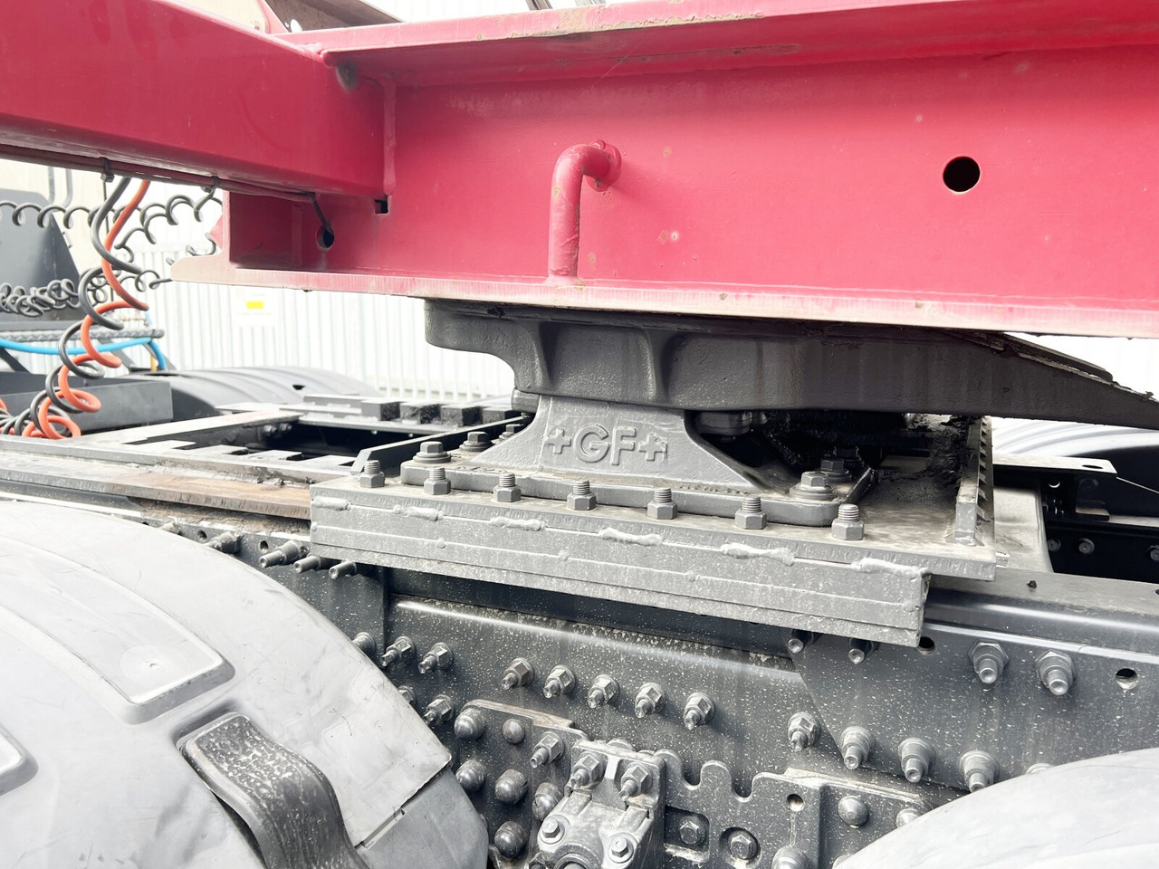 FH16 750 8x4 FH16 750 8x4, Retarder, Globetrotter, Vorlauflift/-lenk, Schwerlast 180T - Trekker: afbeelding 2 FH16 750 8x4 FH16 750 8x4, Retarder, Globetrotter, Vorlauflift/-lenk, Schwerlast 180T - Trekker: afbeelding 2