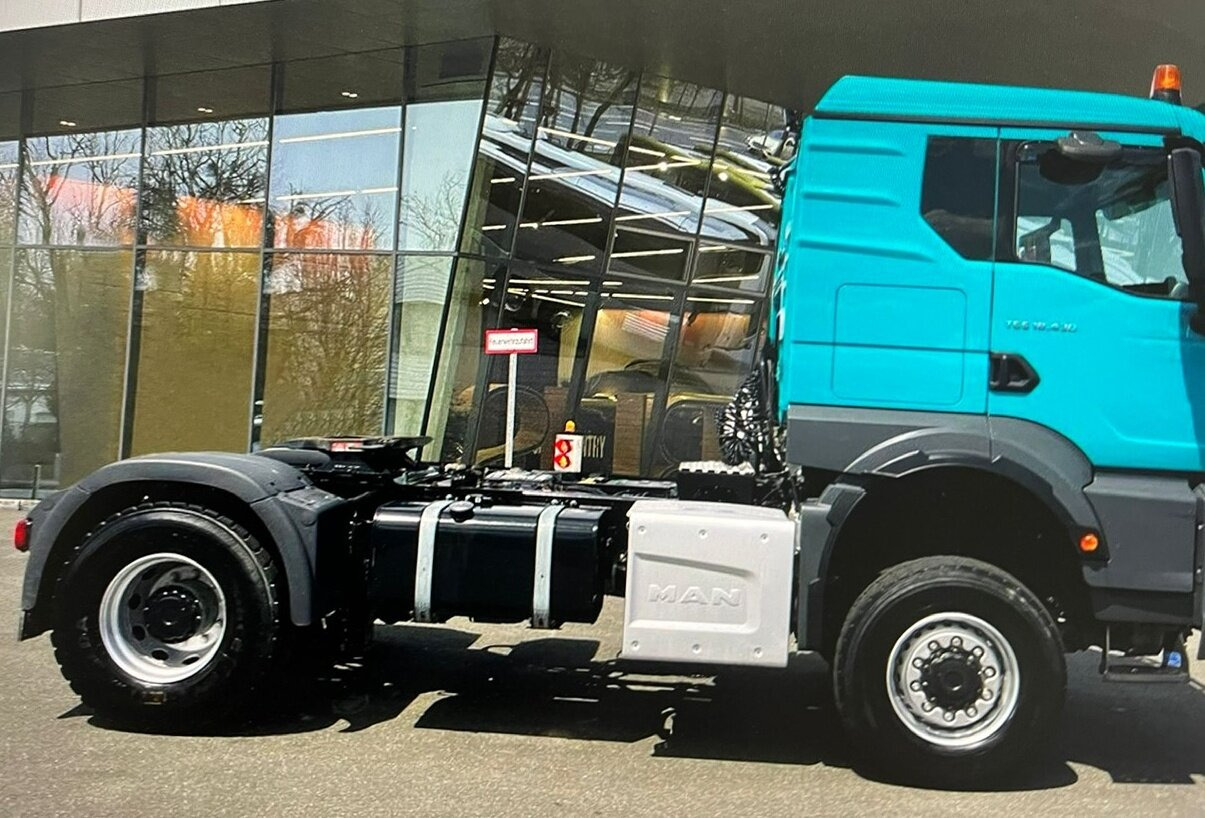 MAN TGS 18.430 4x4 BL SA TGS 18.430 4x4 BL SA, Navi, Hydraulik - Trekker: afbeelding 2 MAN TGS 18.430 4x4 BL SA TGS 18.430 4x4 BL SA, Navi, Hydraulik - Trekker: afbeelding 2