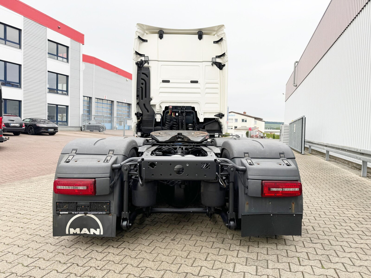 Leasing MAN TGX 33.510 6x4 BL SA TGX 33.510 6x4 BL SA, Retarder, GX-Fahrerhaus MAN TGX 33.510 6x4 BL SA TGX 33.510 6x4 BL SA, Retarder, GX-Fahrerhaus: afbeelding 11 Leasing MAN TGX 33.510 6x4 BL SA TGX 33.510 6x4 BL SA, Retarder, GX-Fahrerhaus MAN TGX 33.510 6x4 BL SA TGX 33.510 6x4 BL SA, Retarder, GX-Fahrerhaus: afbeelding 11