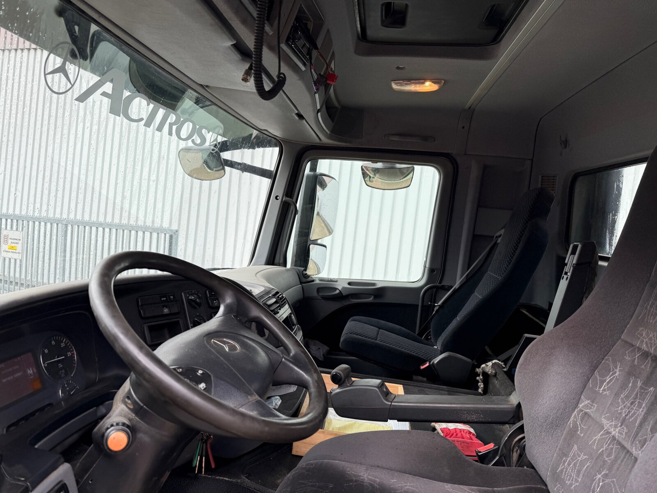 Mercedes-Benz Actros 1841 LS 4x2 Actros 1841 LS 4x2, Kipphydraulik - Trekker: afbeelding 2 Mercedes-Benz Actros 1841 LS 4x2 Actros 1841 LS 4x2, Kipphydraulik - Trekker: afbeelding 2