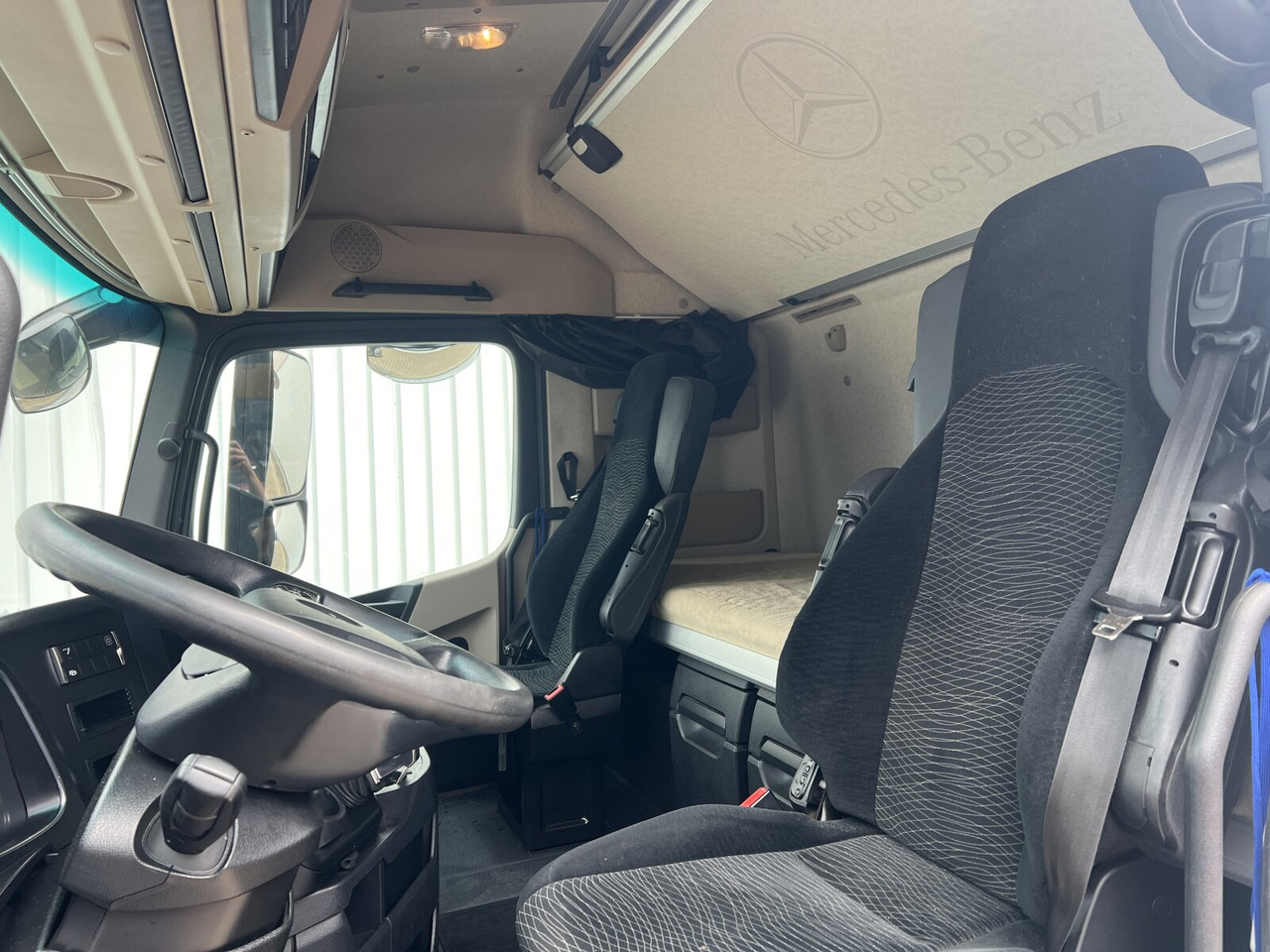 Mercedes-Benz Actros 1843 LS 4x2 Actros 1843 LS 4x2, Retarder - Trekker: afbeelding 4 Mercedes-Benz Actros 1843 LS 4x2 Actros 1843 LS 4x2, Retarder - Trekker: afbeelding 4