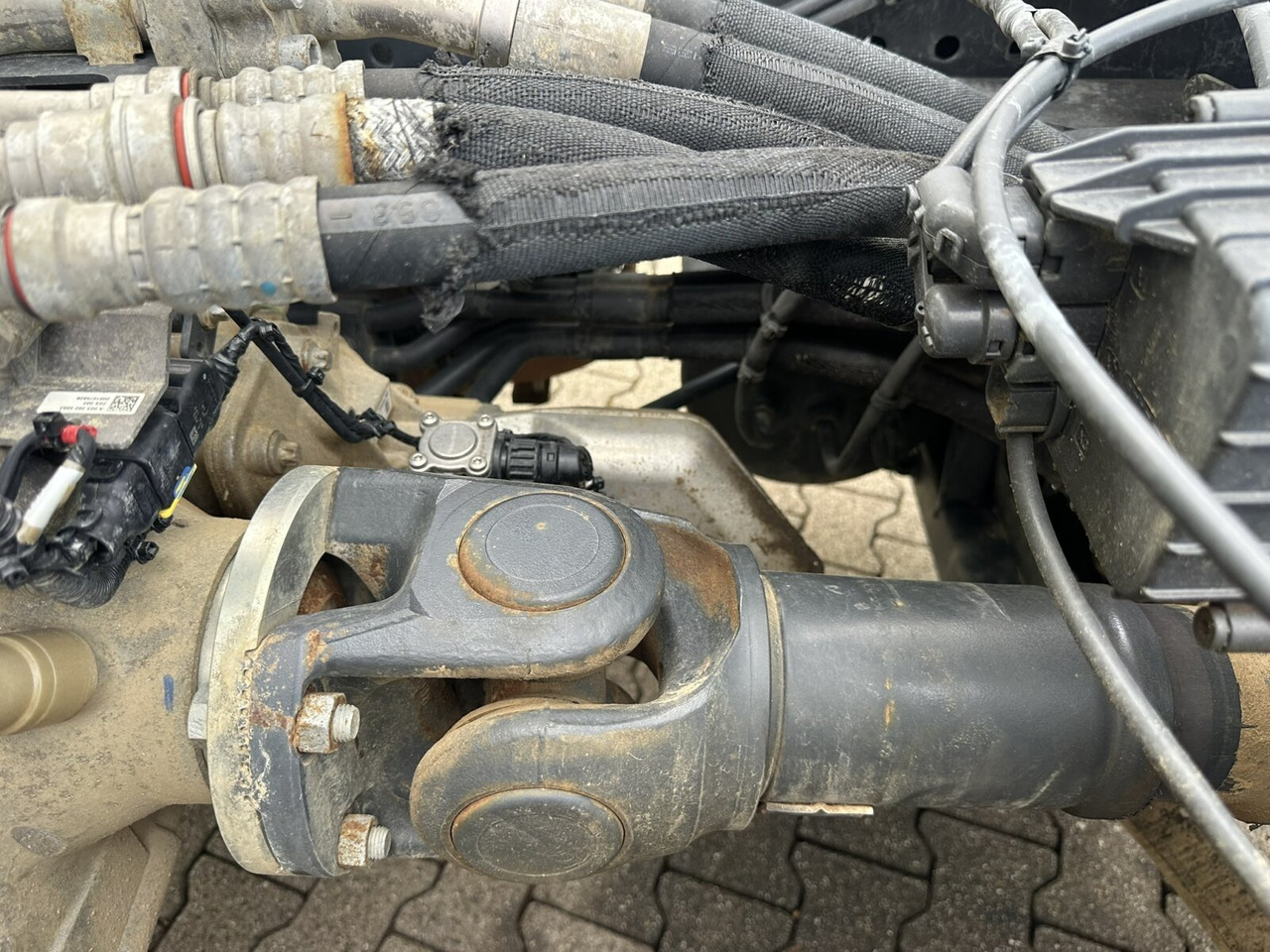 Mercedes-Benz Arocs 1851 LS 4x4 HAD Arocs 1851 LS 4x4 HAD, Hydraulik, Navi, MultimediaCockpit - Trekker: afbeelding 3 Mercedes-Benz Arocs 1851 LS 4x4 HAD Arocs 1851 LS 4x4 HAD, Hydraulik, Navi, MultimediaCockpit - Trekker: afbeelding 3