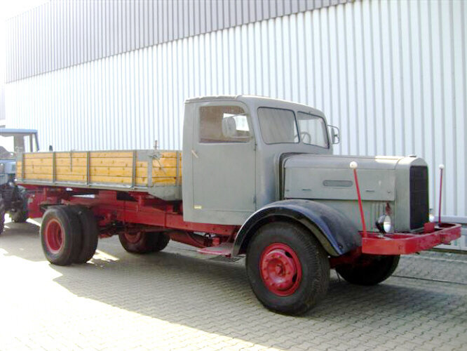 Vomag Typ H6 Kipper Oldtimer Vomag Typ H6 VEB BARKAS WERKE Oldtimer - Kipper vrachtwagen: afbeelding 1 Vomag Typ H6 Kipper Oldtimer Vomag Typ H6 VEB BARKAS WERKE Oldtimer - Kipper vrachtwagen: afbeelding 1