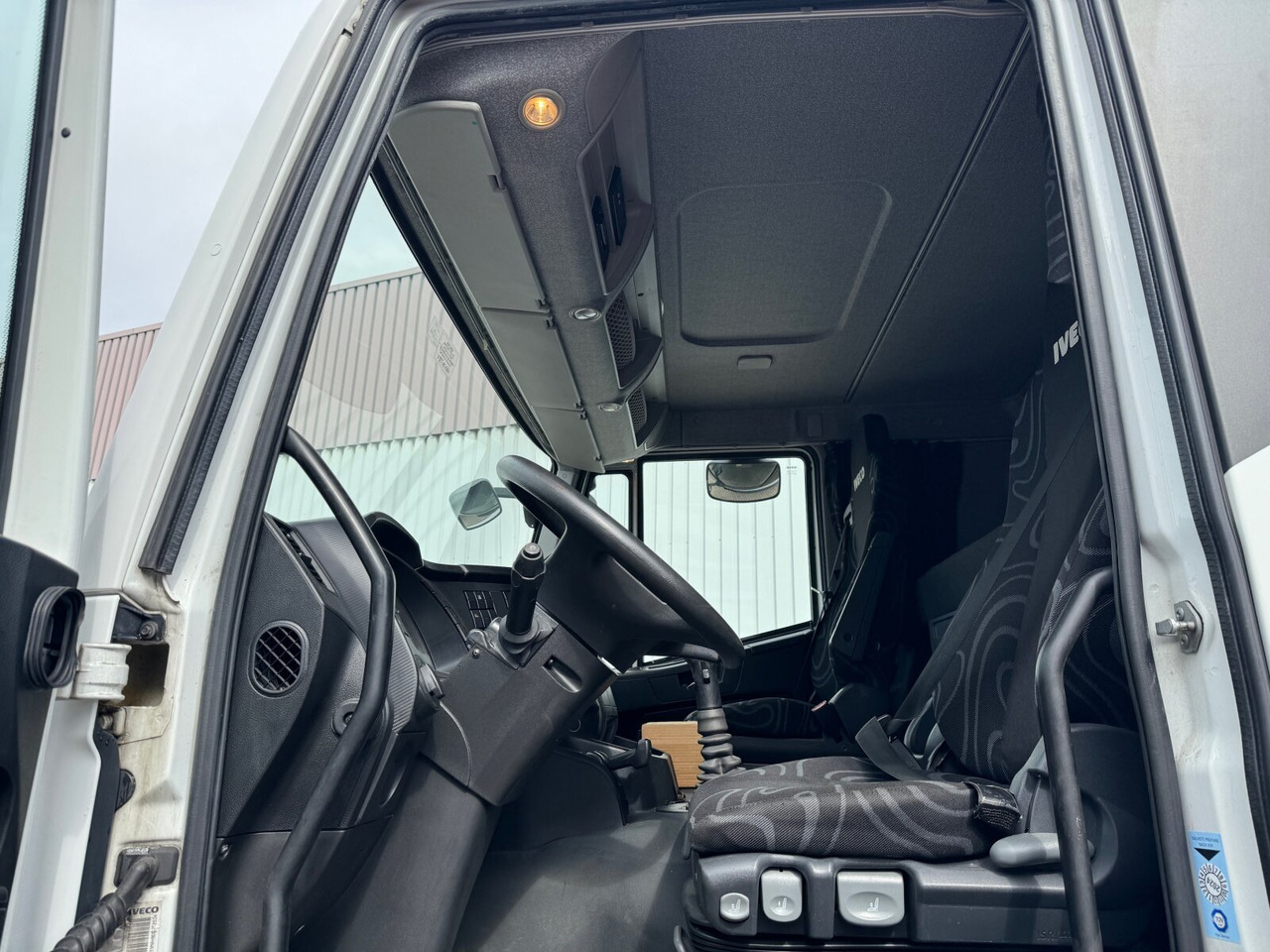 Iveco Stralis AT 190 S31FP-CM 4x2 Stralis AT 190 S31FP-CM 4x2, LBW BÄR, Ex- - Vrachtwagen: afbeelding 3 Iveco Stralis AT 190 S31FP-CM 4x2 Stralis AT 190 S31FP-CM 4x2, LBW BÄR, Ex- - Vrachtwagen: afbeelding 3