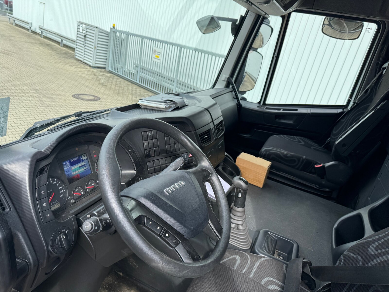 Iveco Stralis AT 190 S31FP-CM 4x2 Stralis AT 190 S31FP-CM 4x2, LBW BÄR, Ex-Bundeswehr - Vrachtwagen: afbeelding 4 Iveco Stralis AT 190 S31FP-CM 4x2 Stralis AT 190 S31FP-CM 4x2, LBW BÄR, Ex-Bundeswehr - Vrachtwagen: afbeelding 4