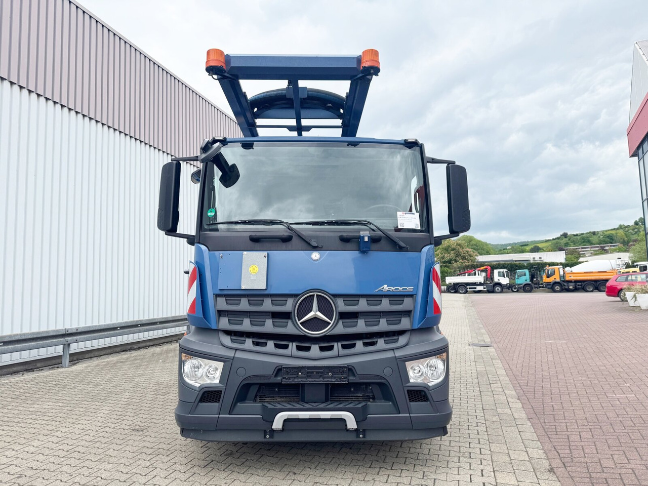 Leasing Mercedes-Benz Arocs 1843 L 4x2 Arocs 1843 L 4x2, Müller Canalmaster ca. 8m³, Standheizung, Funk Mercedes-Benz Arocs 1843 L 4x2 Arocs 1843 L 4x2, Müller Canalmaster ca. 8m³, Standheizung, Funk: afbeelding 8