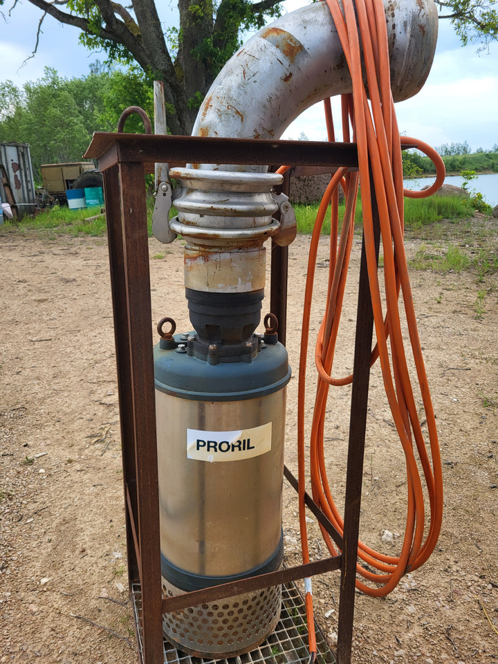Proril Tank 8220 - Water pomp: afbeelding 1 Proril Tank 8220 - Water pomp: afbeelding 1