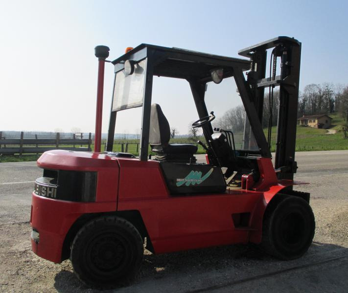 Mitsubishi FD40 - Heftruck: afbeelding 1 Mitsubishi FD40 - Heftruck: afbeelding 1