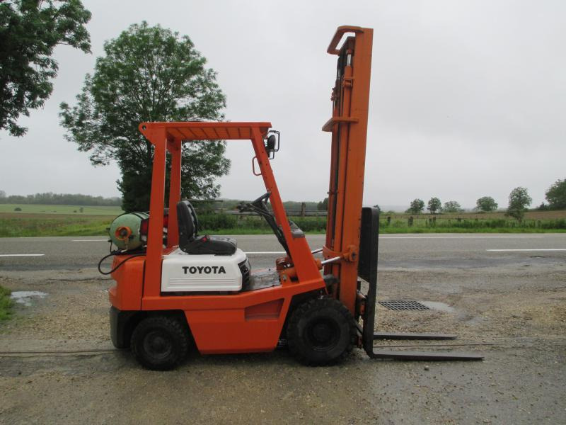 Toyota 024FG18 - Heftruck: afbeelding 1 Toyota 024FG18 - Heftruck: afbeelding 1