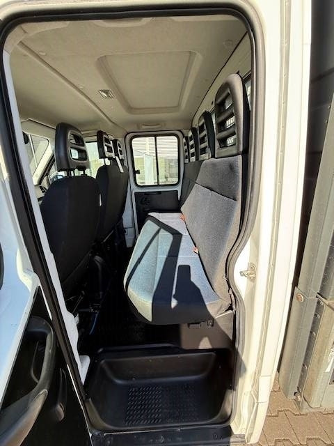 Gesloten bestelwagen Iveco Daily 35 S12: afbeelding 11