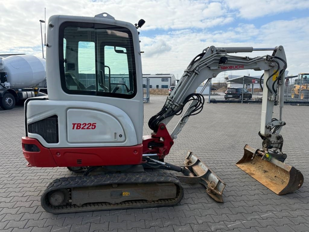 Takeuchi TB 225 V3 - Minigraafmachine: afbeelding 5 Takeuchi TB 225 V3 - Minigraafmachine: afbeelding 5