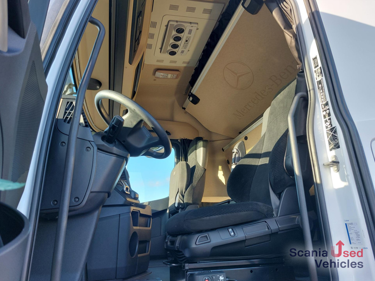 MERCEDES-BENZ 1845L Plane/Edscha NUR KOMPLETT m. ANH.!!! - Schuifzeilen vrachtwagen: afbeelding 4 MERCEDES-BENZ 1845L Plane/Edscha NUR KOMPLETT m. ANH.!!! - Schuifzeilen vrachtwagen: afbeelding 4