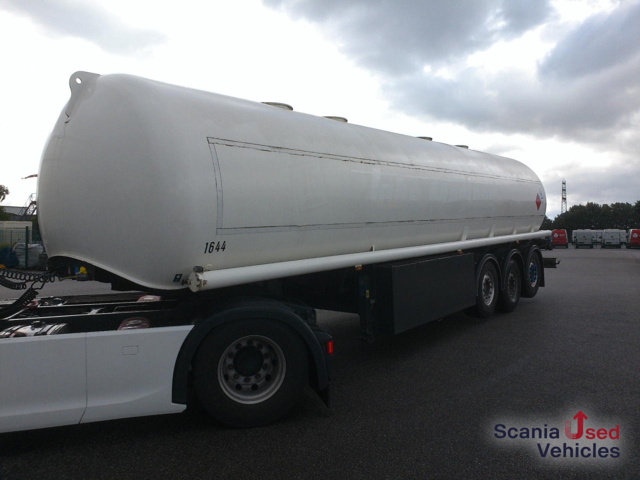 Schrader Tankaufl. f. Kraftstoffe 4 Kammern 40200 - Tankoplegger: afbeelding 1 Schrader Tankaufl. f. Kraftstoffe 4 Kammern 40200 - Tankoplegger: afbeelding 1