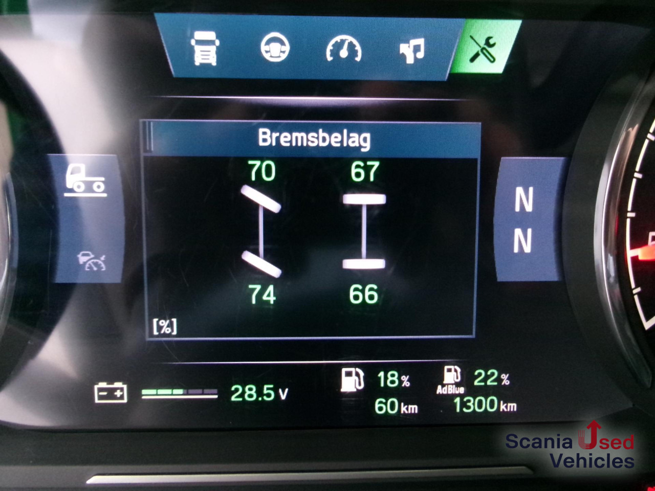 SCANIA R 450 A4x2EB 2 Tanks Standklima TOP!!! - Trekker: afbeelding 4 SCANIA R 450 A4x2EB 2 Tanks Standklima TOP!!! - Trekker: afbeelding 4